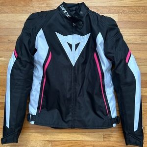 NEW Women’s Dainese Avro D2 Tex Jacket